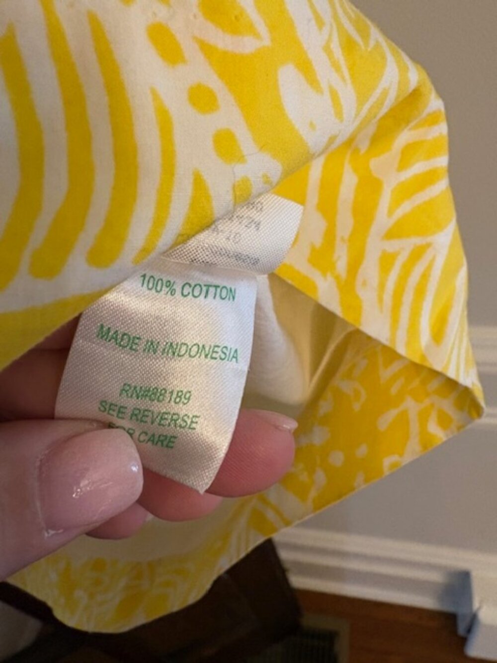 Lilly Pulitzer Sullivan Dress in Yellow Floral Pattern, Size Medium - Picture 3 of 4